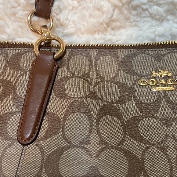 Beautiful bag brand-new - Picture 7 of 8